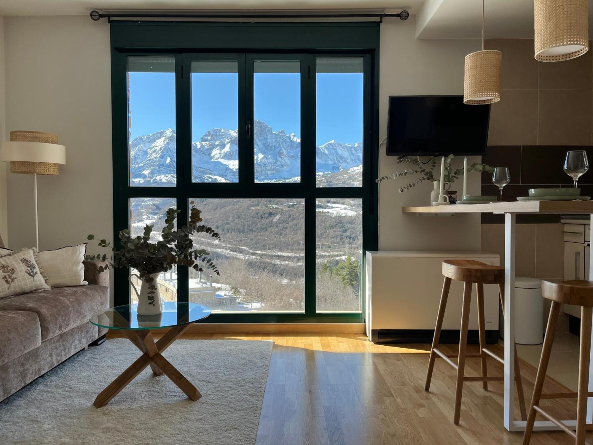 Snow Hills Panticosa Apartment ภายนอก รูปภาพ